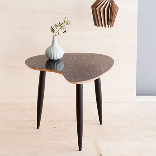 1950s-style Curvalinea Tables discounted at Monoqi
