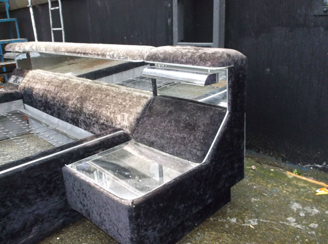 1970s bed with built-in radio and light on eBay