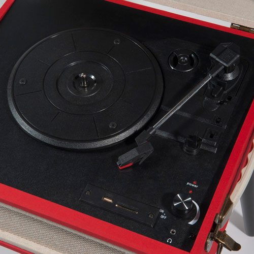 Dansette-style Manhattan USB record player at Maisons Du Monde
