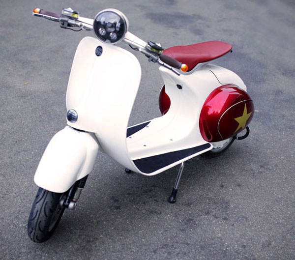 Retro wheels: Buzz 1 Vespa-inspired electric scooter