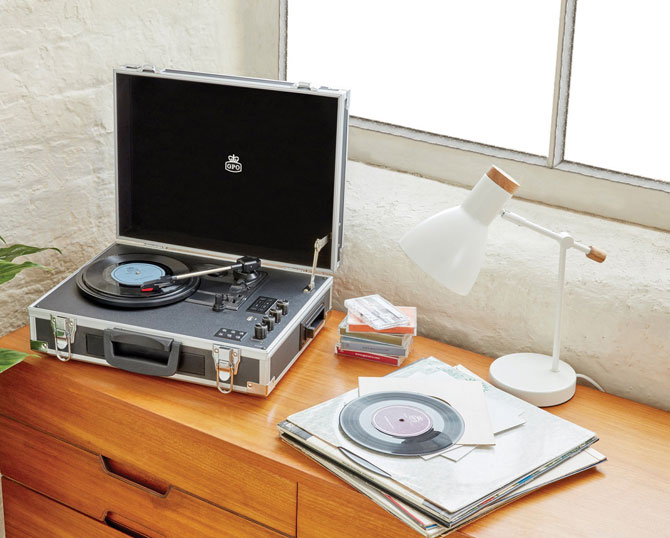 GPO Retro Flight portable record and cassette player