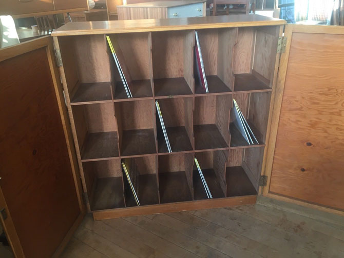 1950s Oak Record Storage Cabinet On Ebay Retro To Go