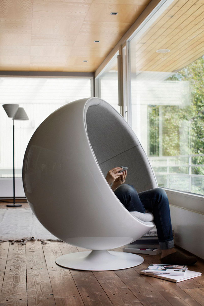 Retro classic: 1960s Eero Aarnio Ball Chair