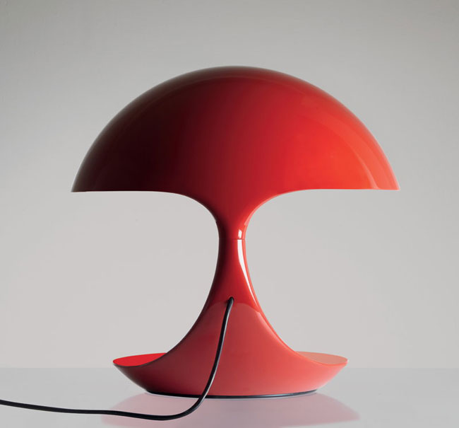 1960s classic: Cobra table lamp by Elio Martinelli