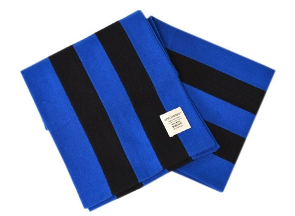 Appleberry college scarves in football colours