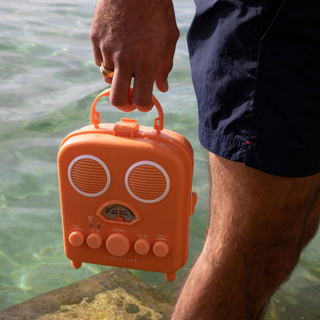 Retro sounds: Sunnylife Beach Sounds Speaker