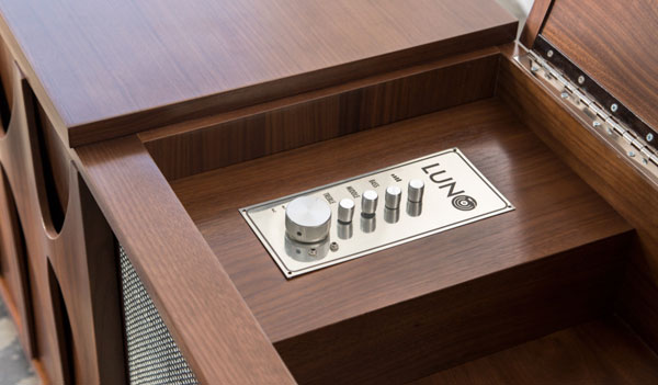 Luno midcentury-style audio system with built-in drinks cabinet
