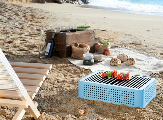 Mon Oncle retro-style portable barbecue - shaped like a vintage suitcase