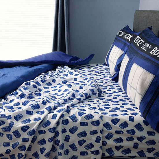 Doctor Who TARDIS bedding at ThinkGeek