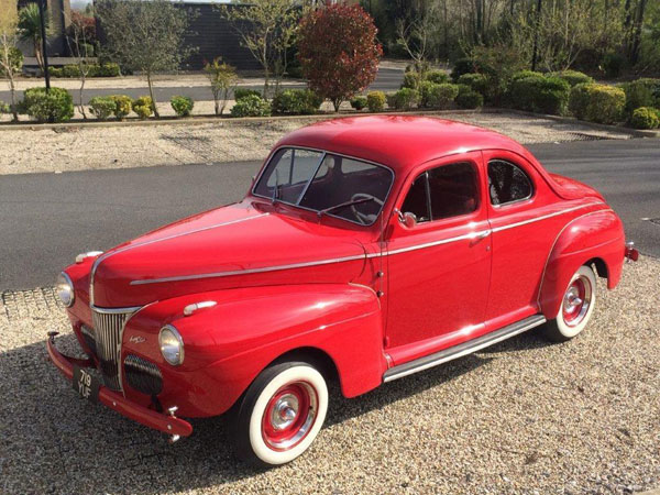 1941 Ford Super Deluxe Coupe