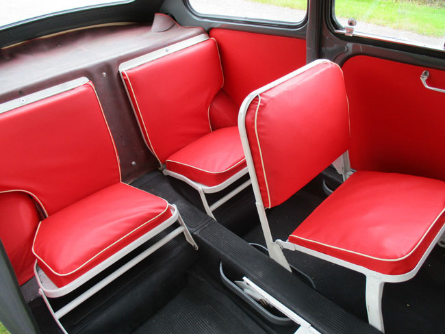 Fully restored Fiat 600D Multipla