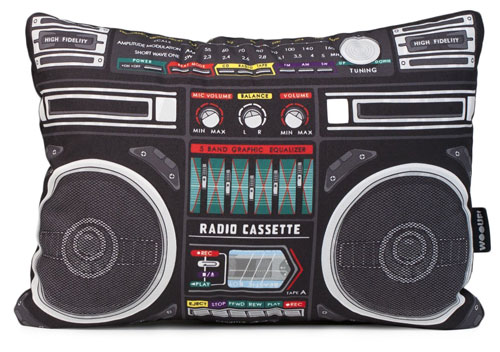 Wooufbox - a boombox-inspired cushion from Woouf