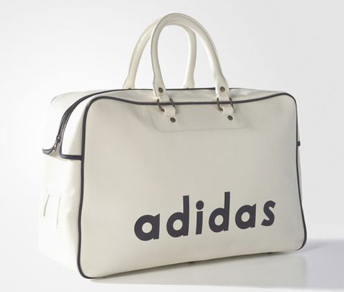 Rizo teléfono Sufijo Back from the 1970s: Adidas Archive Football Bag