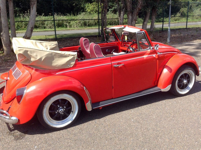 Fully restored 1971 Volkswagen Beetle Karmann convertible