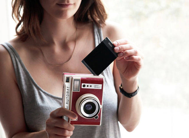 Kickstarter campaign: Vintage-style Lomo'instant Automat camera