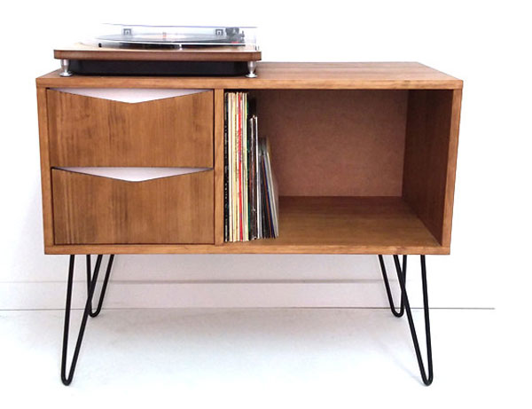 Midcentury-style record storage units by Vintage House Coruna