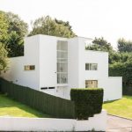 1930s Connell and Ward-designed First Sun House in Amersham, Buckinghamshire
