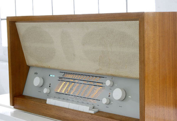 1950s Braun TS 3-81 stereo tube radio