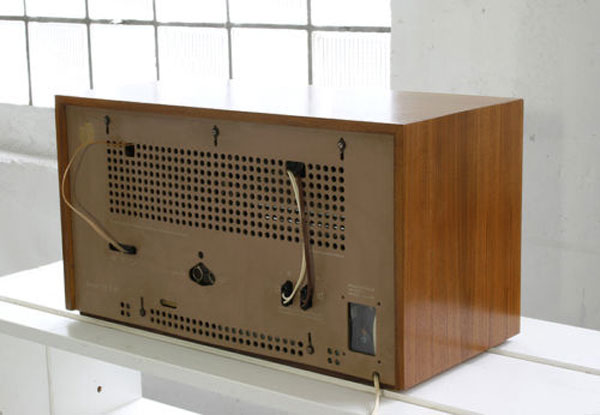 1950s Braun TS 3-81 stereo tube radio