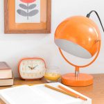 Affordable retro: 1970s-style Capsule table lamp at Maisons du Monde