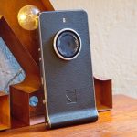 Kodak Ektra camera - a smartphone that looks like a 1940s camera