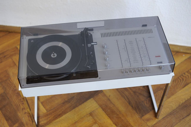 1970s Wega 3202 audio system