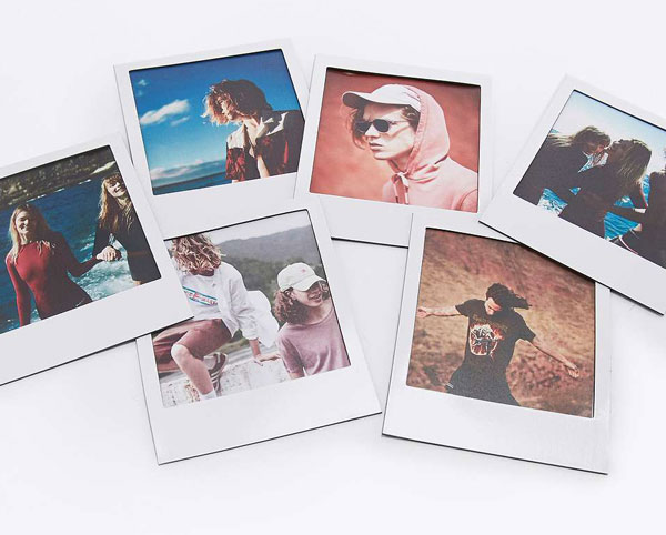 Polaframes - Polaroid-style photo frame magnets