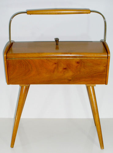 eBay watch: Midcentury-style sewing or storage box