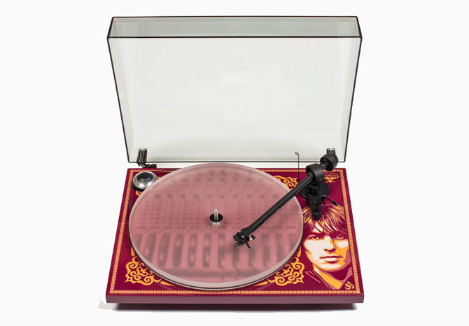 Pro-Ject limited edition 1964 Beatles turntable