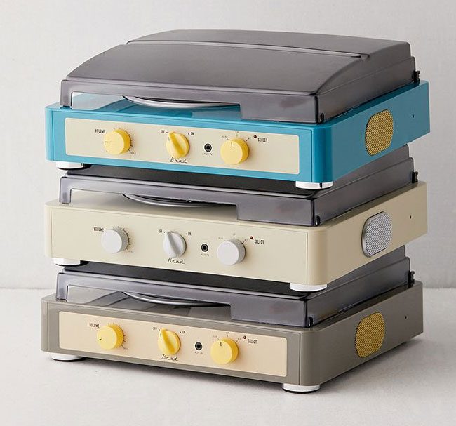 Gadhouse Brad retro record player with Bluetooth
