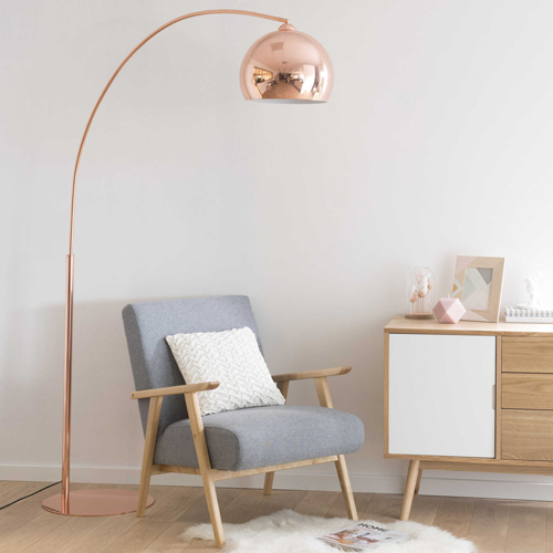 Sphere 1960s-style copper finish floor lamp at Maisons Du Monde