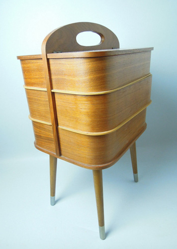 1950s midcentury-style sewing box on eBay