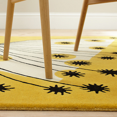 Retro-style Dandelion rug by MissPrint