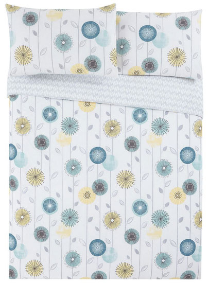 Affordable retro: Midcentury-style floral duvet set at Tesco