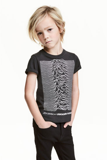 Post punk style: Joy Division Unknown Pleasures t-shirt for kids at H&M