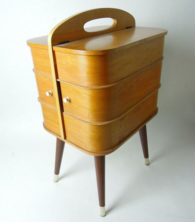 1950s midcentury-style sewing box on eBay