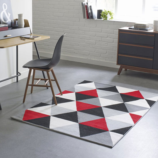 Affordable retro: Akbabu and Elga rugs at La Redoute