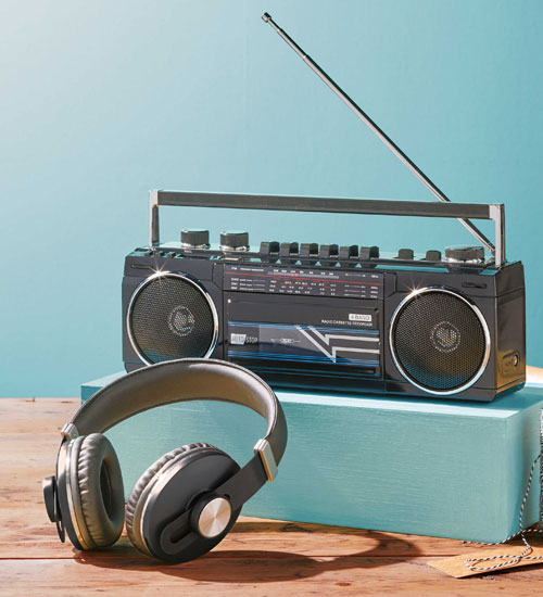 Aldi introduces the budget retro boombox