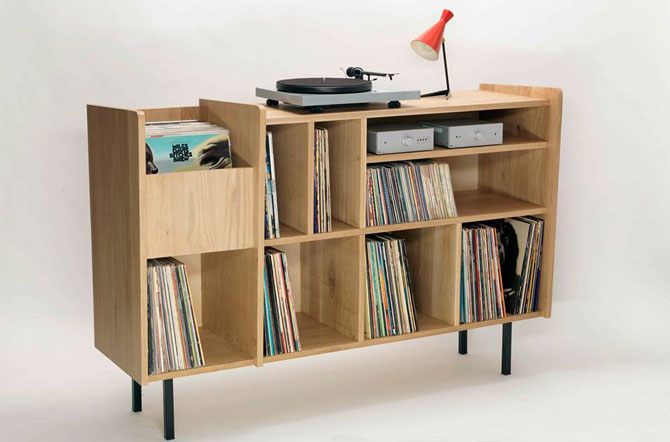 Vintage-style vinyl and record deck units by Nationale 7