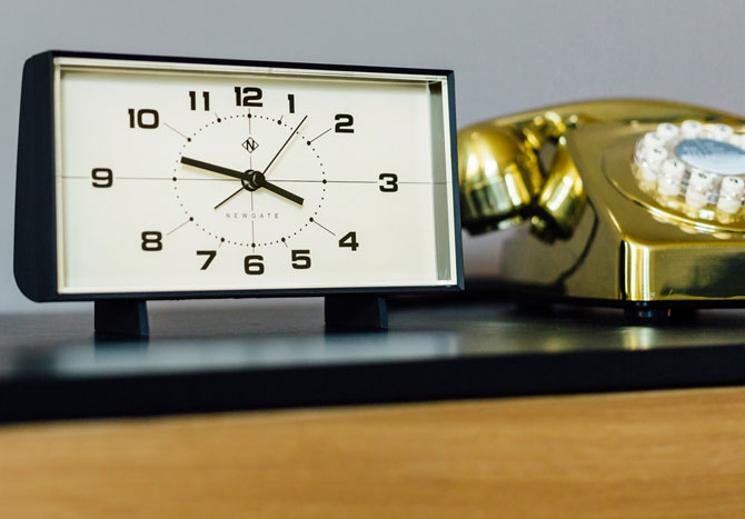 Midcentury modern-style Wideboy mantel clock by Newgate