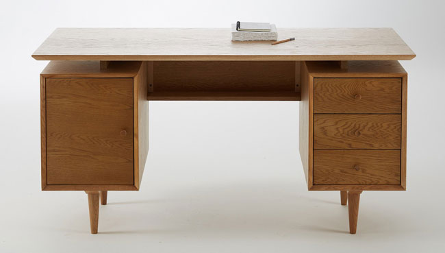 Quilda midcentury-style oak desk at La Redoute