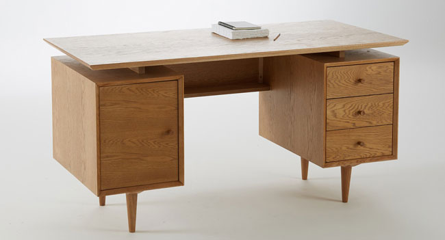 Quilda midcentury-style oak desk at La Redoute