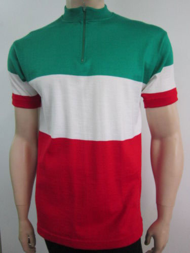 Vintage-style cycling shirts by 3M Caverni