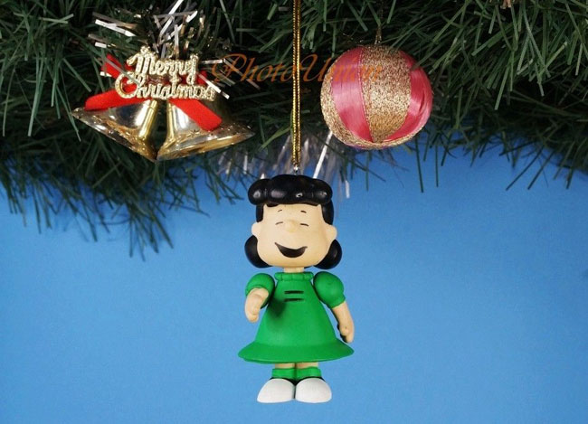 1. Charlie Brown and Peanuts tree decorations