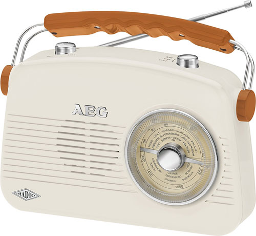 Budget audio: AEG 1950s-style portable radio