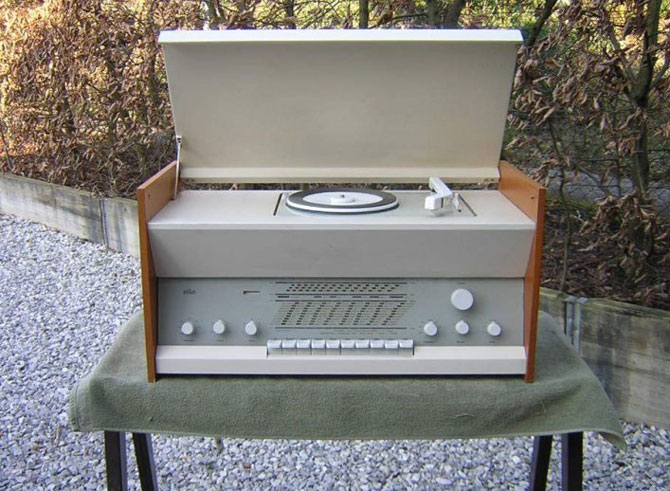 1960s Dieter Rams-designed Braun Atelier 2 audio system on eBay