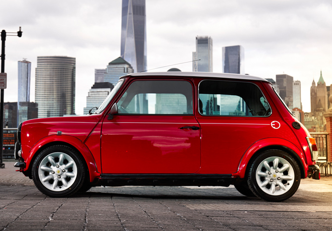 BMW shows off the classic Mini Electric