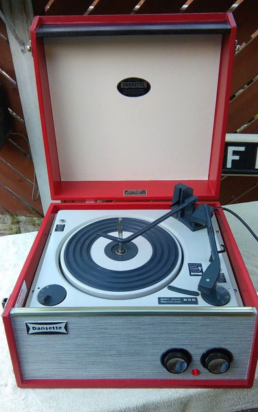 Refurbished 1960s Dansette Senator record player on eBay