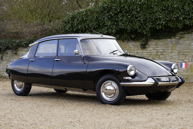 Fully restored 1966 Citroen DS21 on eBay