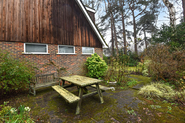 Retro house: 1960s time capsule for sale on the Edgcumbe Park estate in Crowthorne, Berkshire